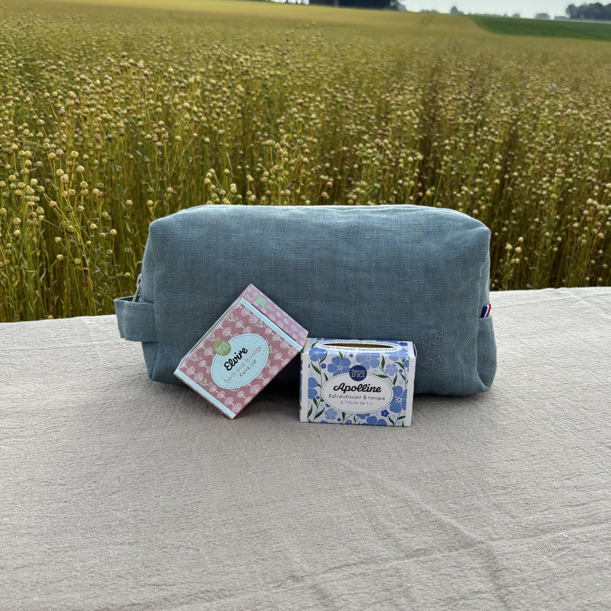 Duo Lin Normand : Trousse Céladon & Savons-Lin de France