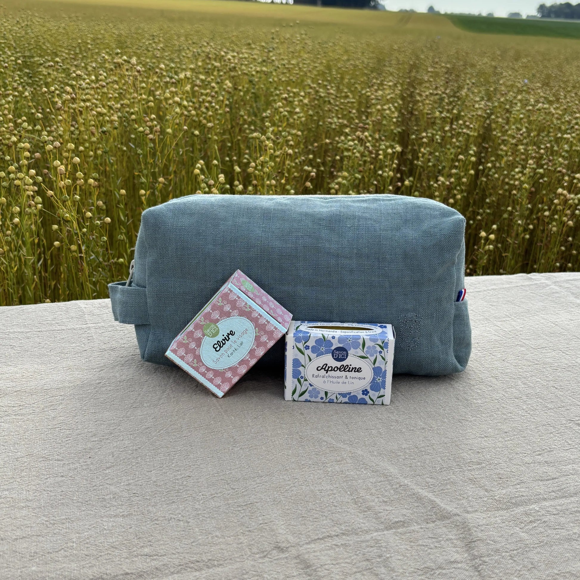 Duo Lin Normand : Trousse Céladon & Savons-Lin de France